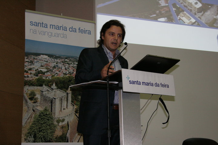 Arq. Pedro Castro e Silva - Presidente da EMCSJ e Professor de Guitarra